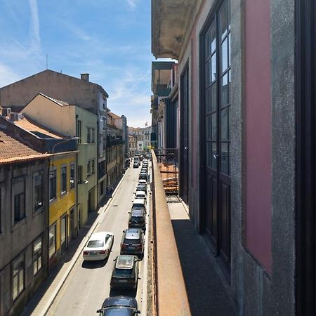 Porto 61 - Bright 2Br W/ Balcony By Lovelystay Bagian luar foto