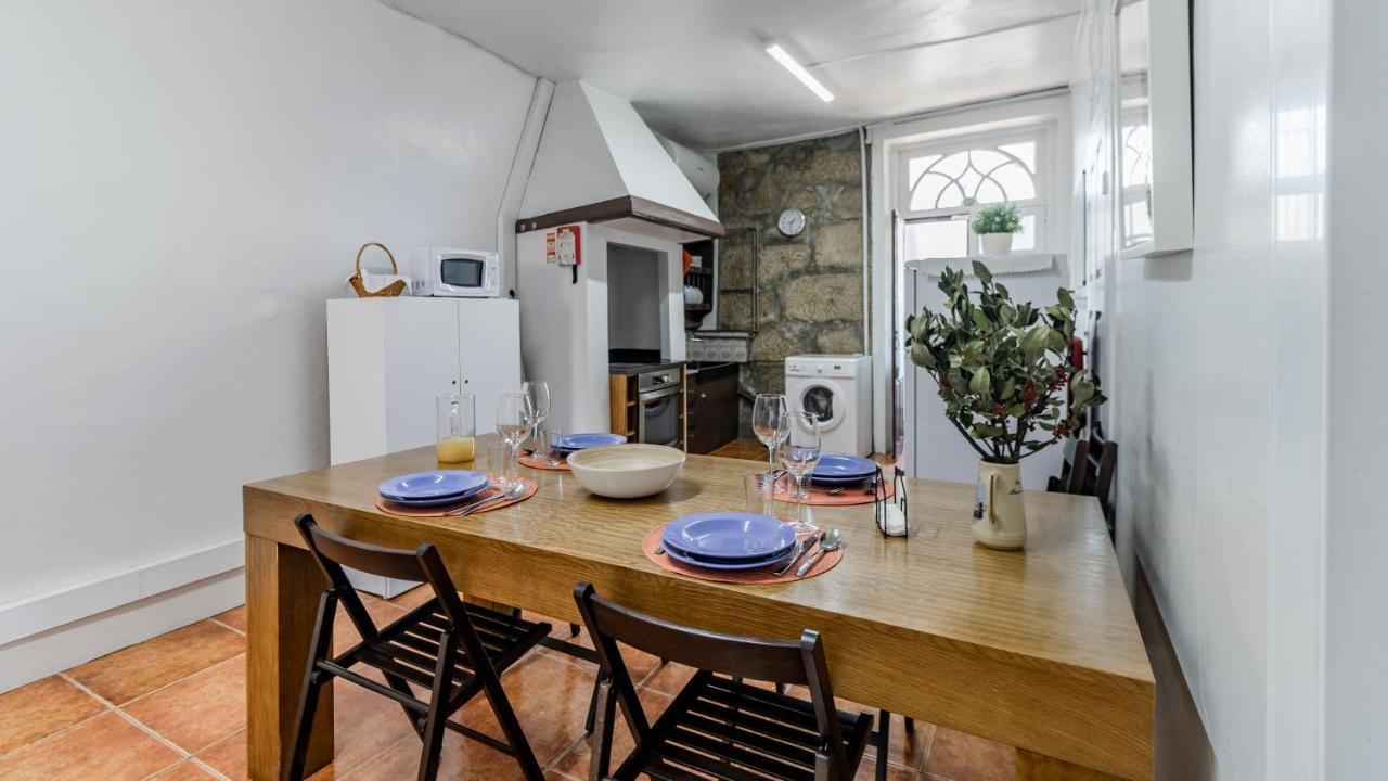 Porto 61 - Bright 2Br W/ Balcony By Lovelystay Bagian luar foto