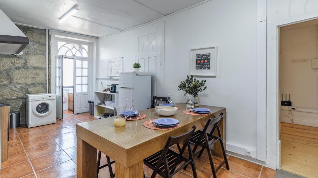 Porto 61 - Bright 2Br W/ Balcony By Lovelystay Bagian luar foto